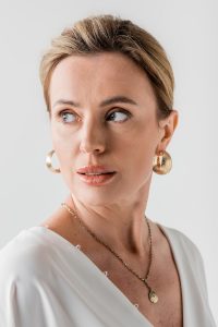 Can a Facelift Look Natural? Modern Techniques Explained